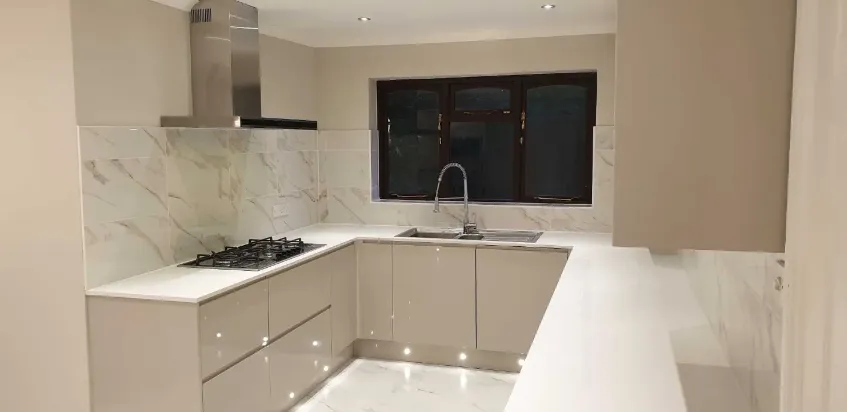 kitchen image