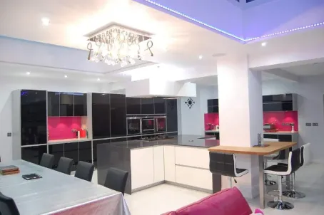 kitchen image